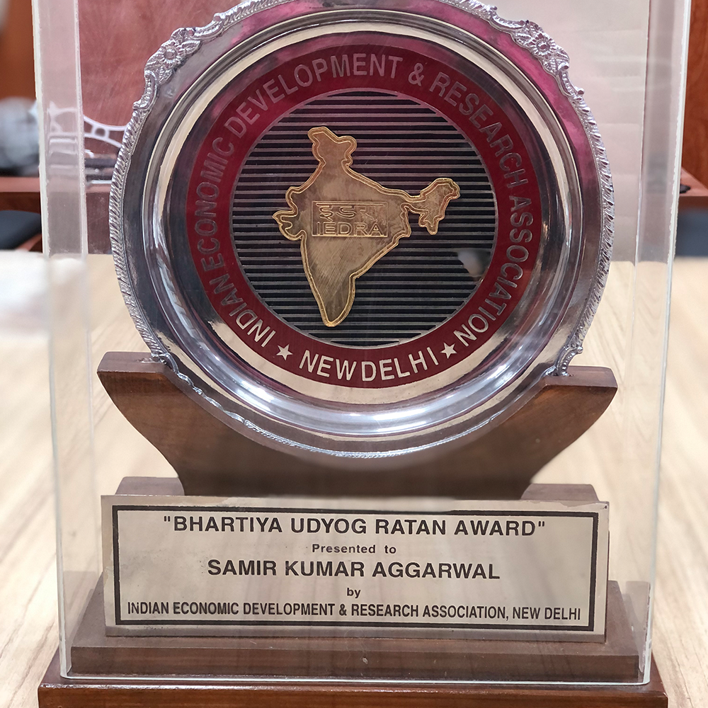 Bhartiya Udyog Ratan Award	